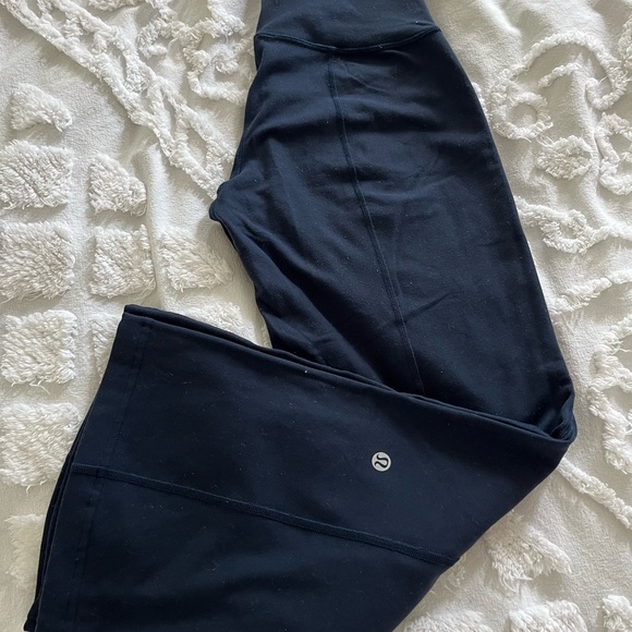Lululemom sweat pants - Picture 2 of 3